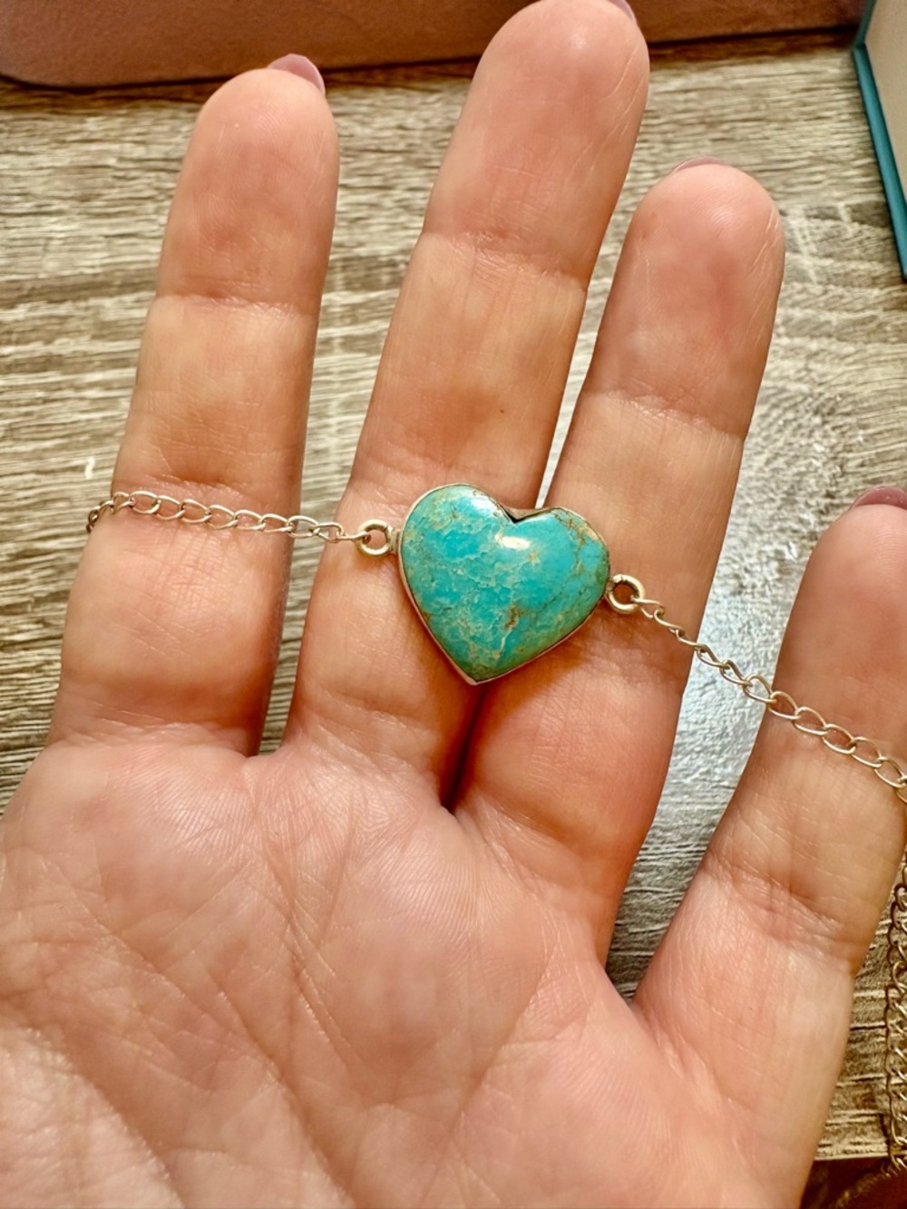 Southwestern Style Heart Kingman Turquoise Stone Bracelet Sterling Silver